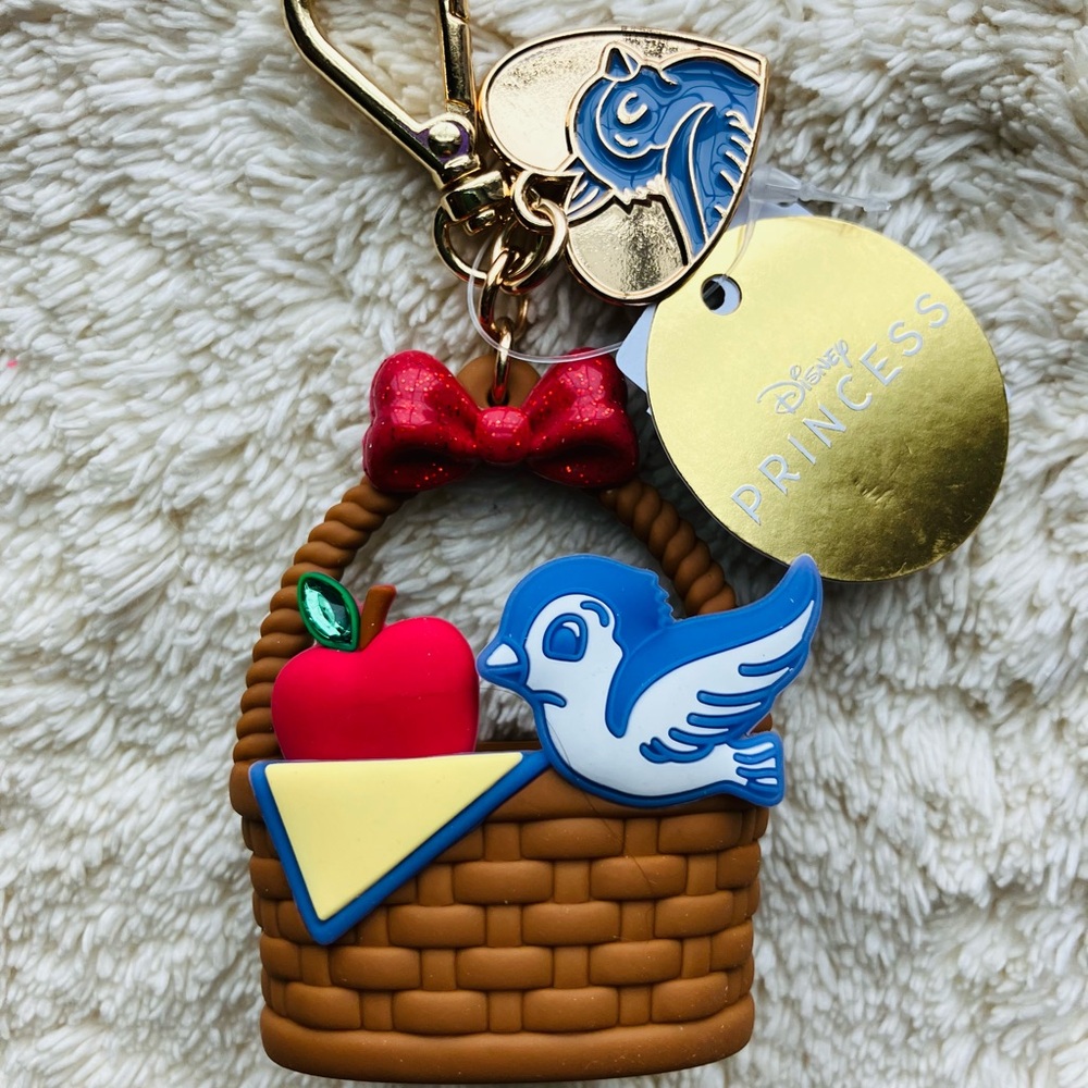 Bath and Body Works Snow White Pocketbac Holder